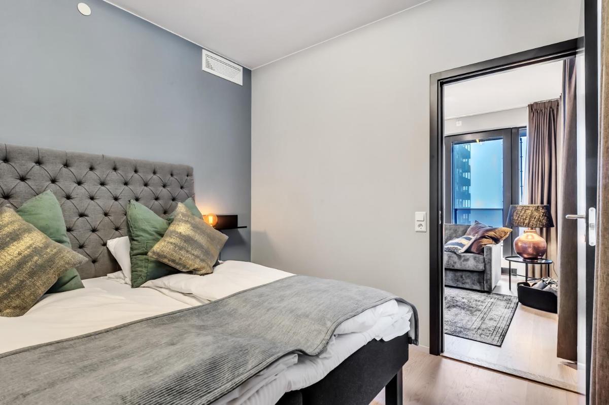 Wright Apartments - Barcode - Housity