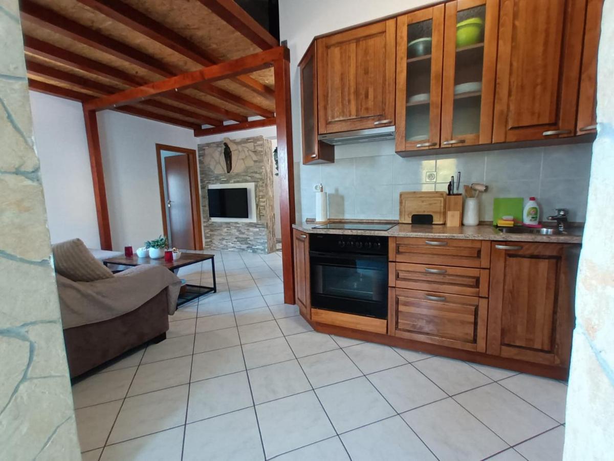 Pile Apartments - Hizvo