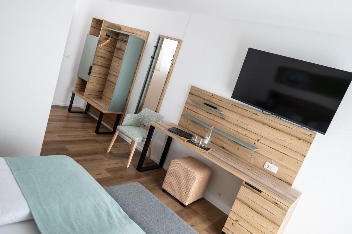 Berghotel Kristall - Housity