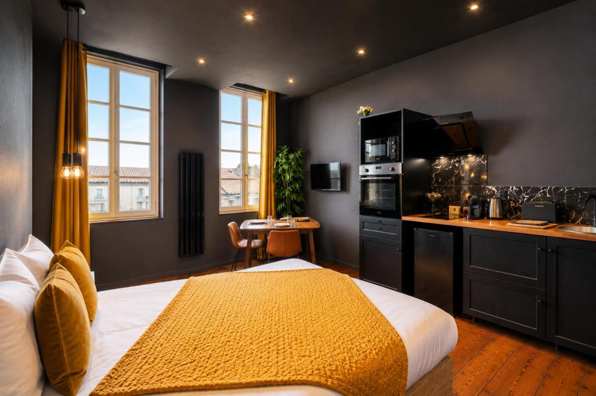 [PARENTHESE] - Moissac - Housity