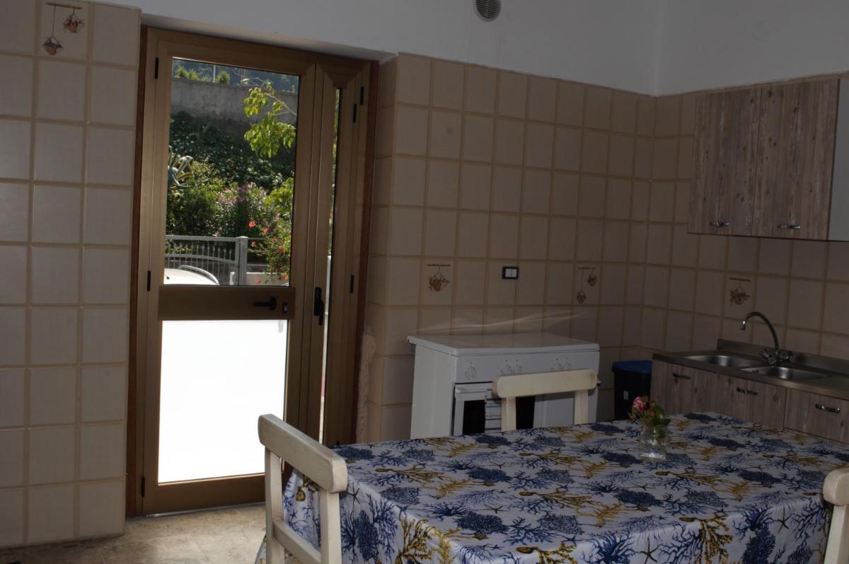 B&B Sulla Spiaggia - Housity