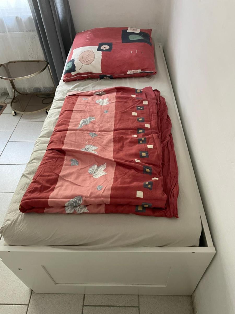 1 Zimmer Wohnung mit Küche und Bad in Wuppertal Ferienwohnung - Hizvo