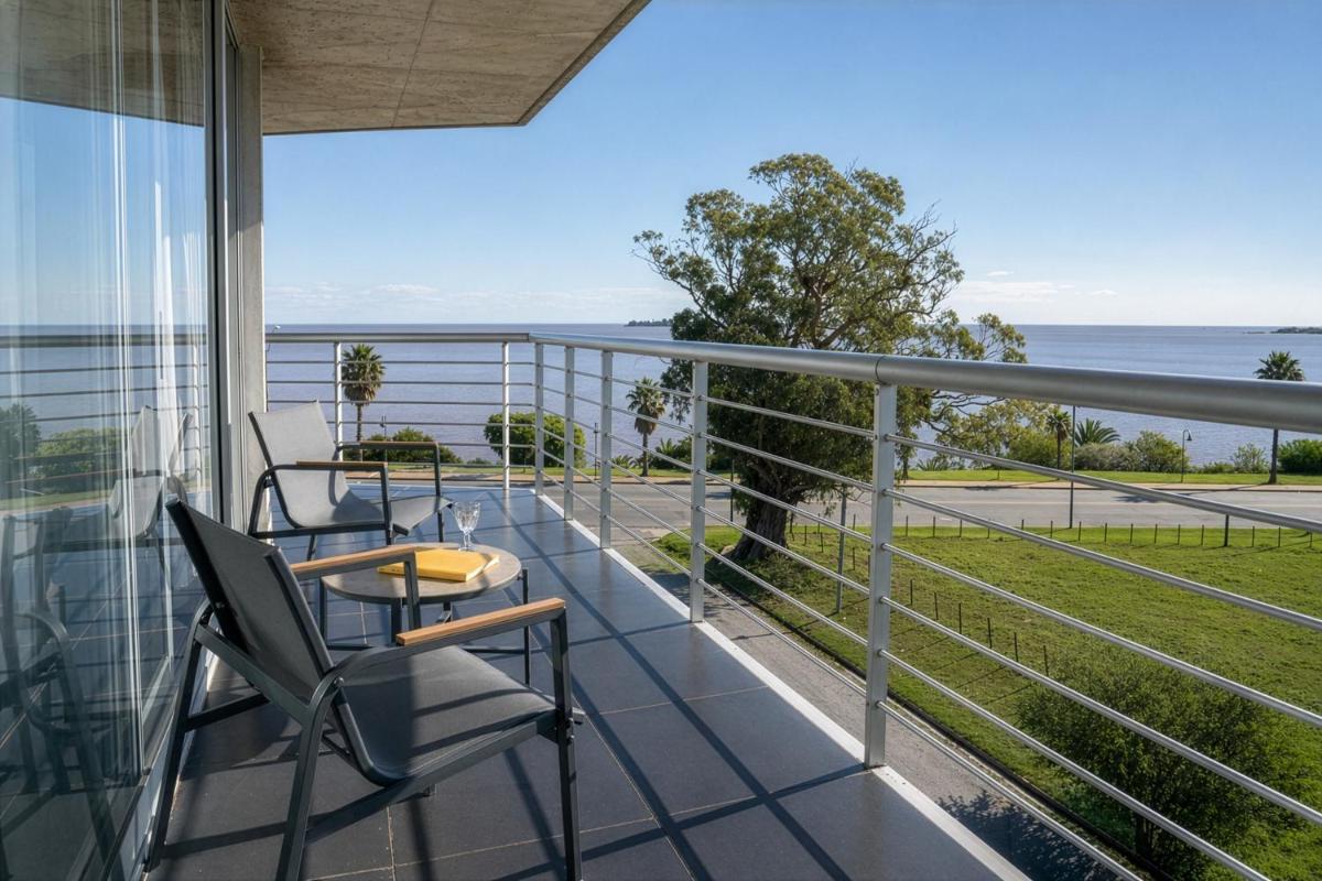 Costa Colonia - Riverside Boutique Hotel - Housity