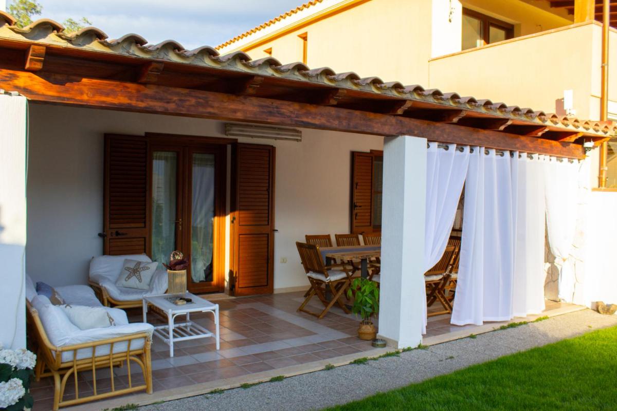BeLocations - Le Casette di Solanas - Housity