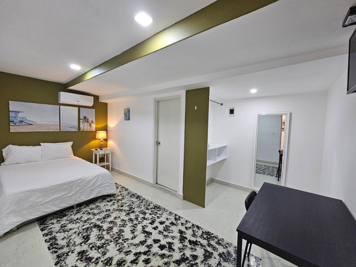 Malecon Premium Rooms & Hotel - Housity