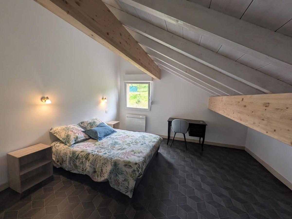 Gîte pour 4 avec terrasse couverte, parking privé et animaux acceptés - FR-1-589-367 - Housity