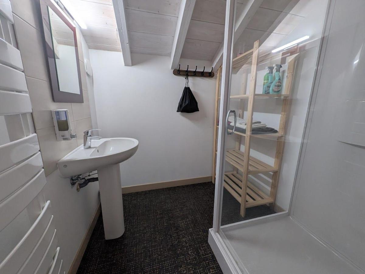 Gîte pour 4 avec terrasse couverte, parking privé et animaux acceptés - FR-1-589-367 - Housity