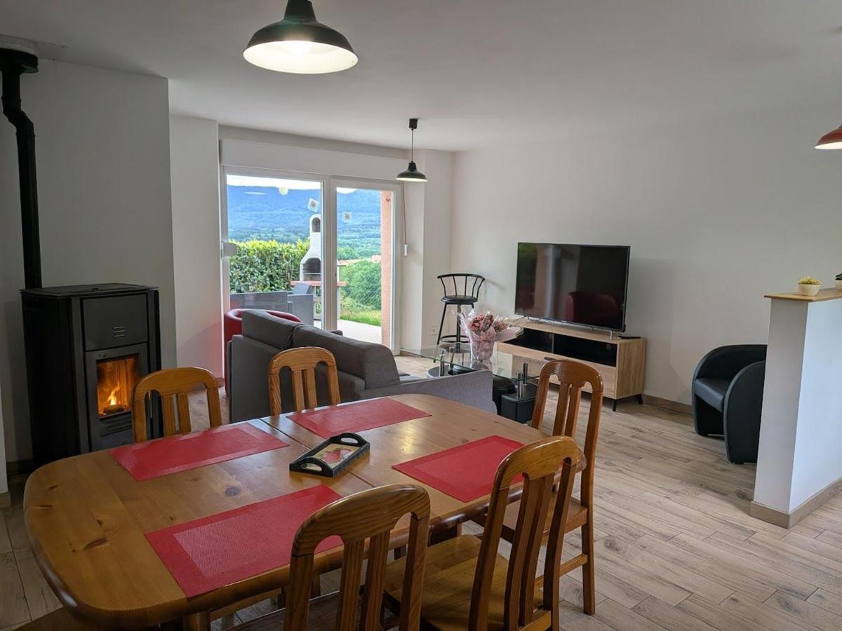 Gîte pour 4 avec terrasse couverte, parking privé et animaux acceptés - FR-1-589-367 - Housity
