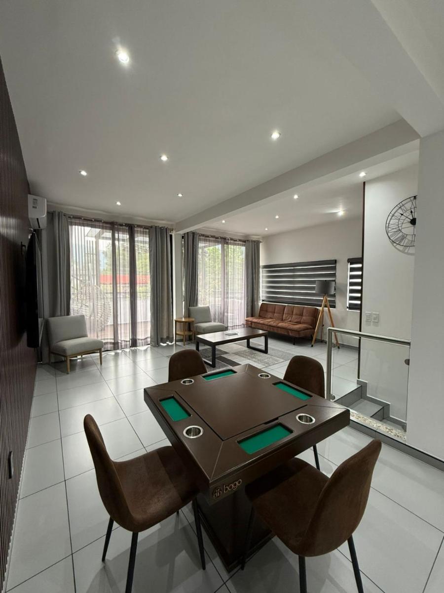Hotel HS Confort - Housity