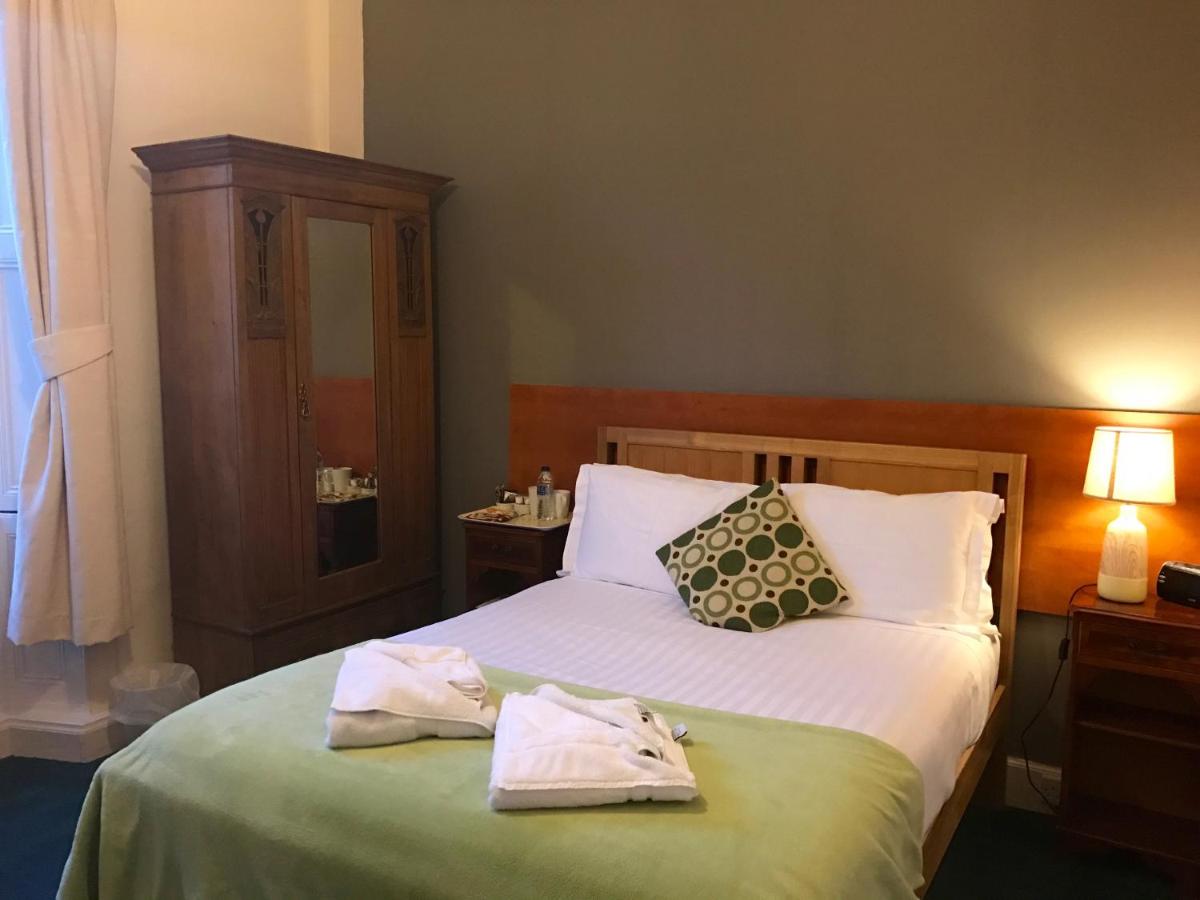 Glenlossie Guest House - Housity