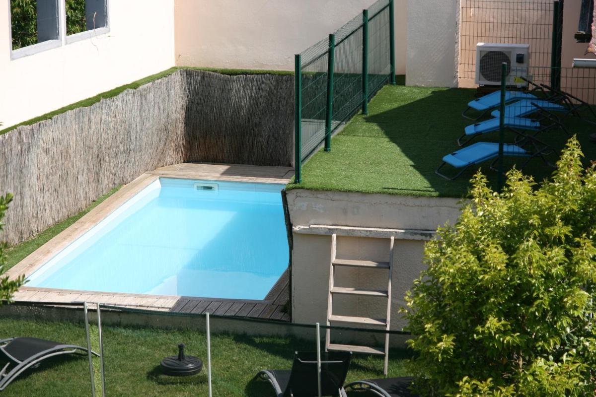 Un Coin de Paradis - Housity