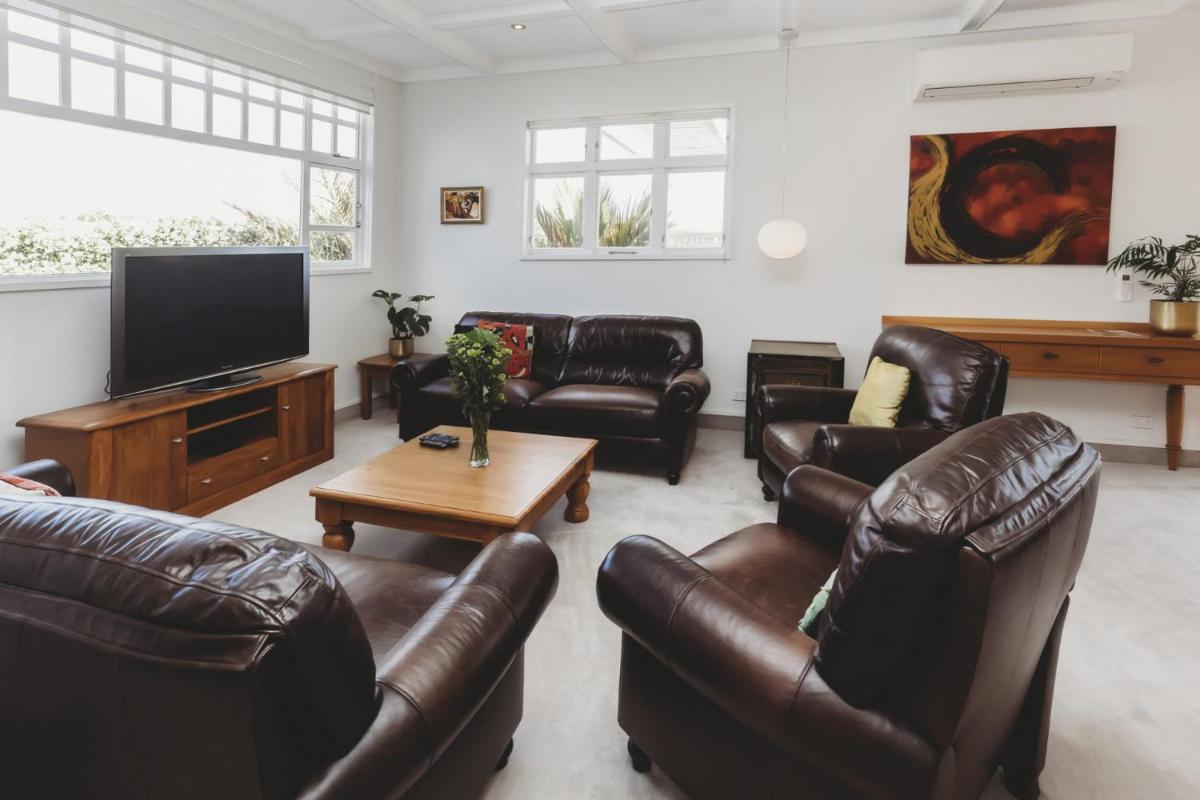 The Front Office - Housity