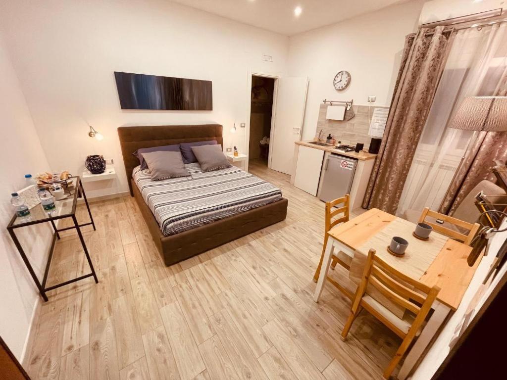 La piazzetta - Housity