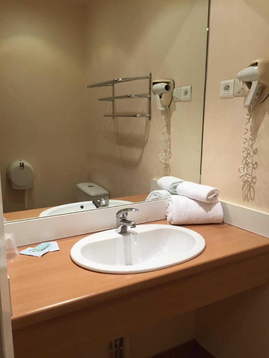 Hôtel Villa Du Parc - Housity