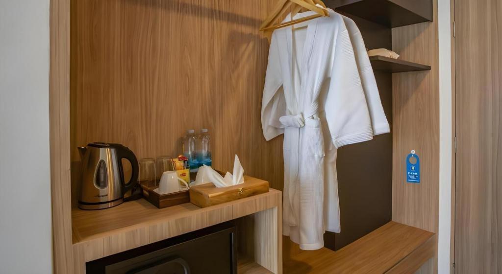 Chewa Khong Hotel Nakhon Phanom - Housity