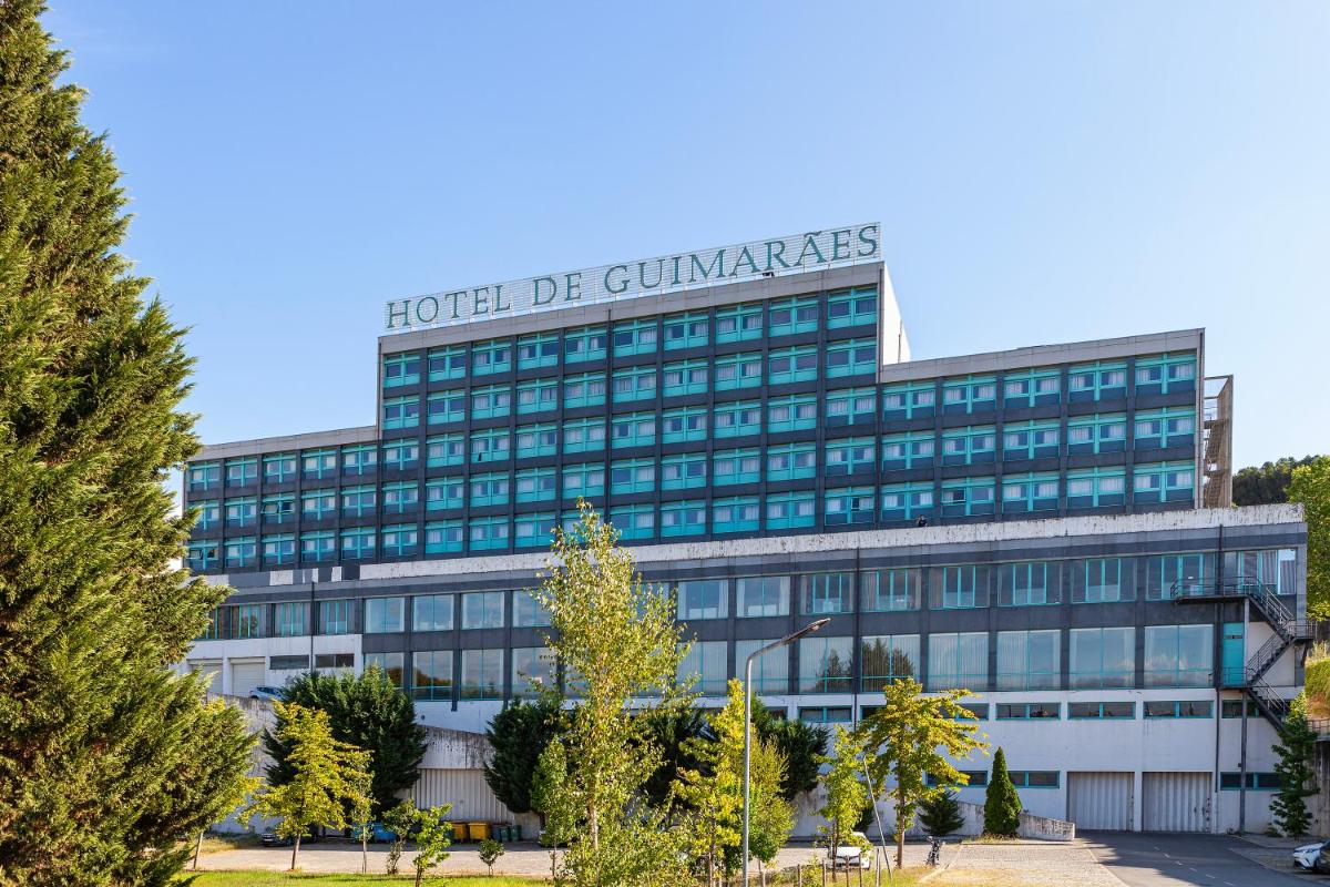 O edifício onde o hotel está situado