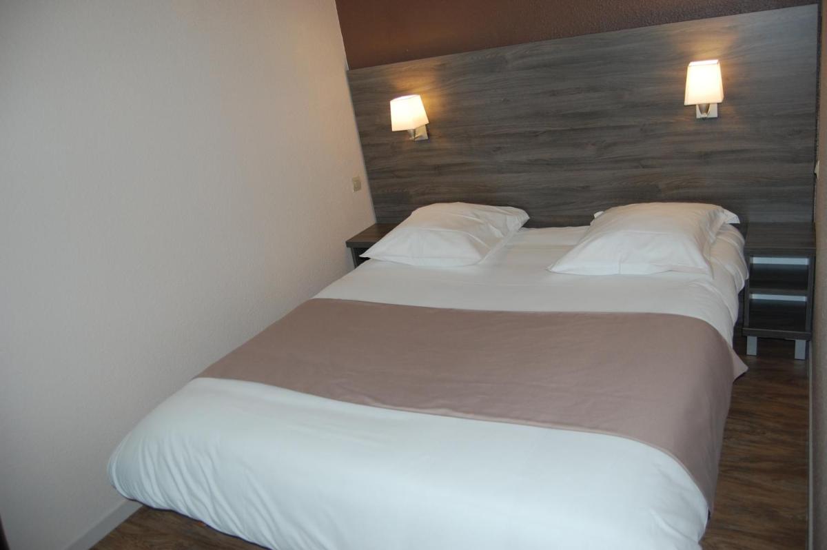 Logis Hotel des Portes de Meuse - Housity