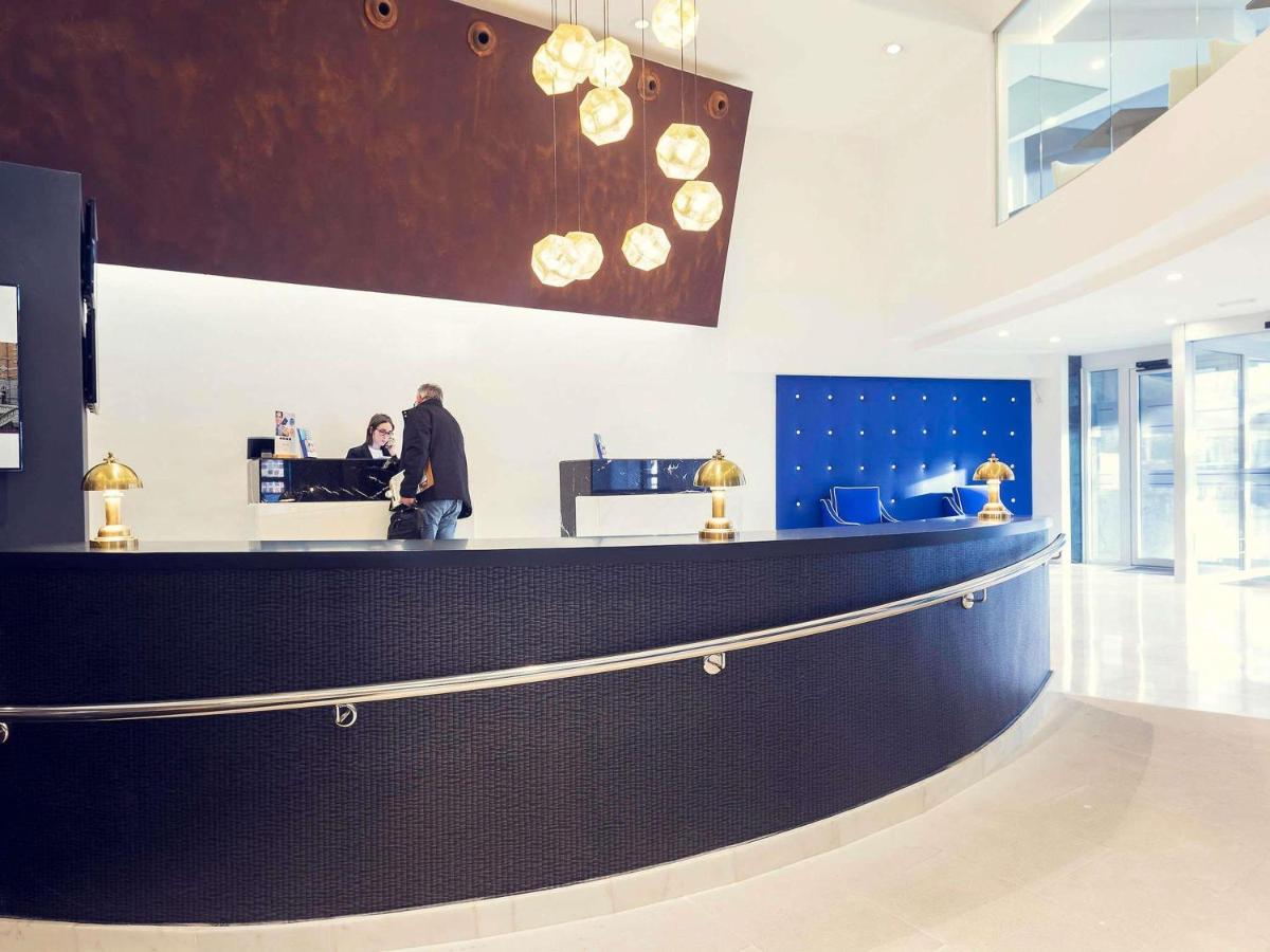 Hotel Mercure Jardines de Albia - Housity