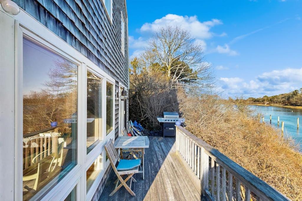 A Chatham Pearl on Oyster River - Housity