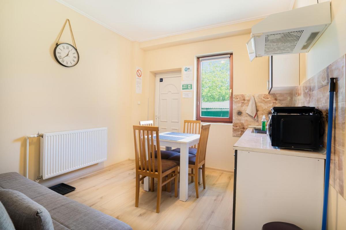 Guesthouse Kristina - Housity