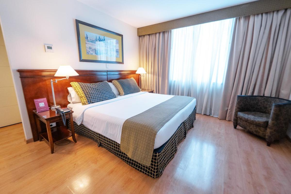 Amérian Executive Hotel Mendoza - Housity