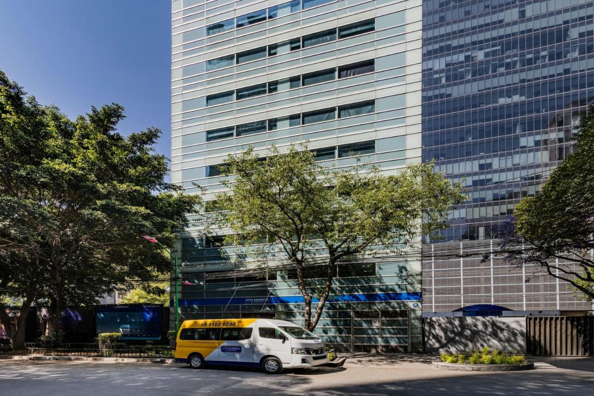 City Express by Marriott Ciudad de México EBC Reforma - Housity