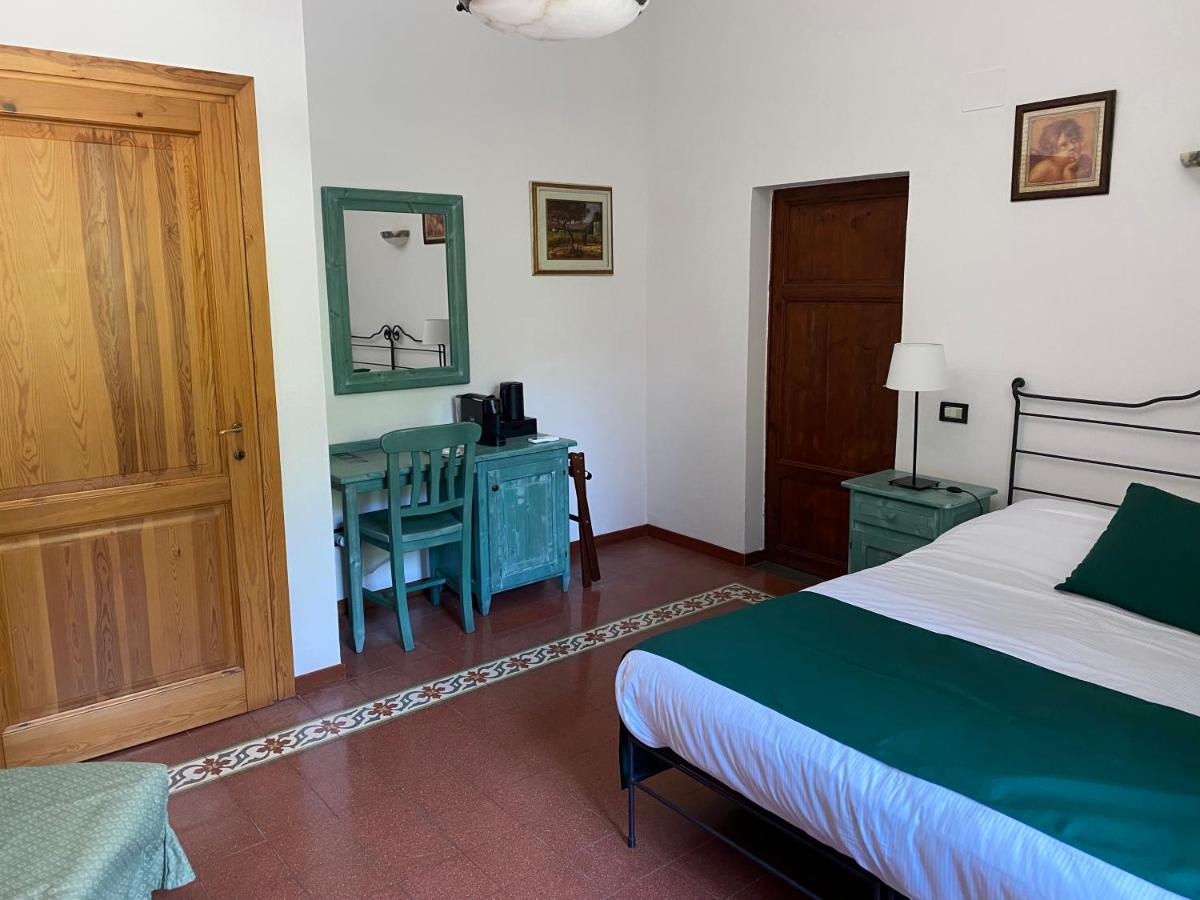 Hotel Villa Porta All\'Arco - Housity