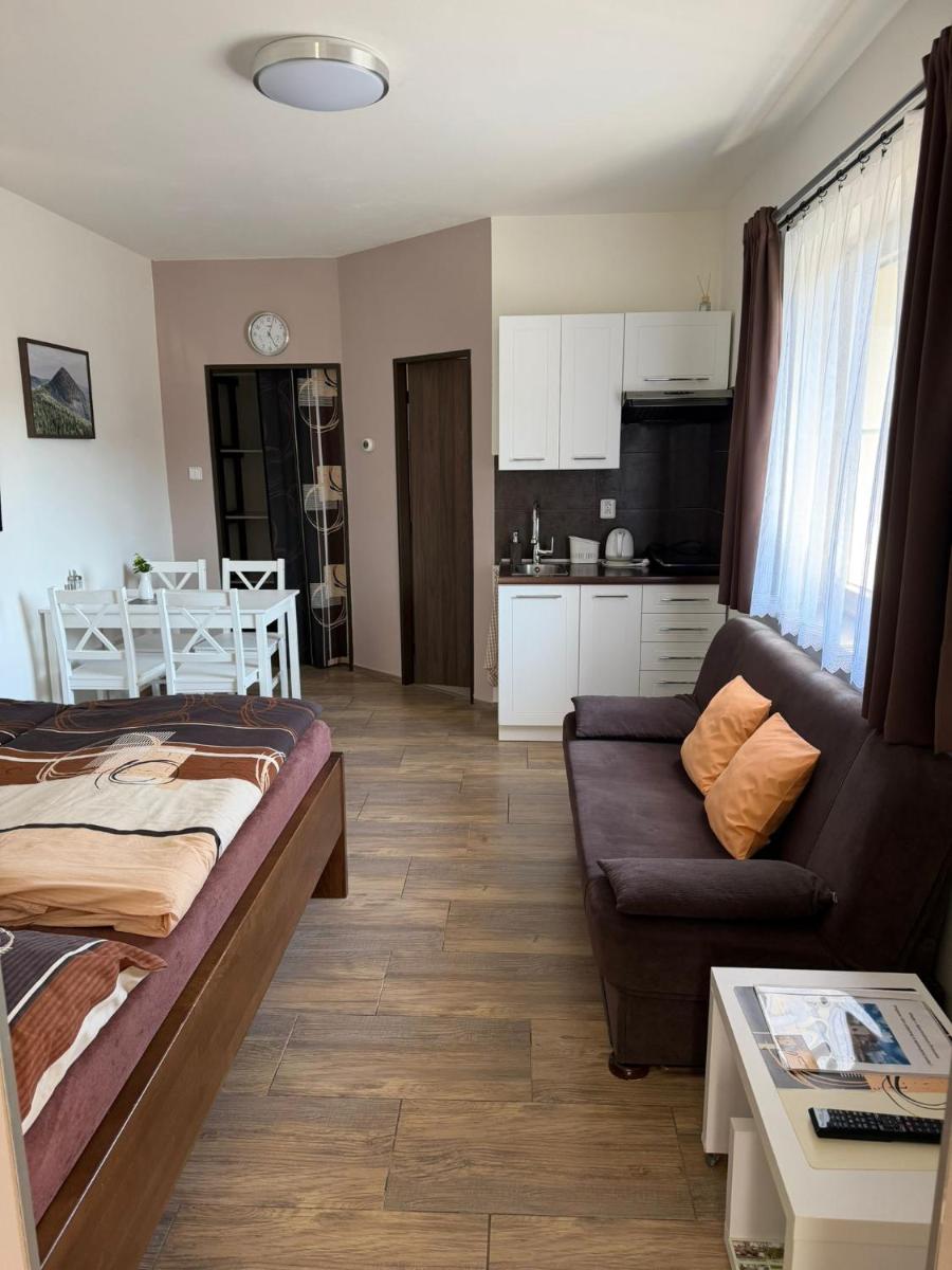 Apartmány Polevsko - Housity