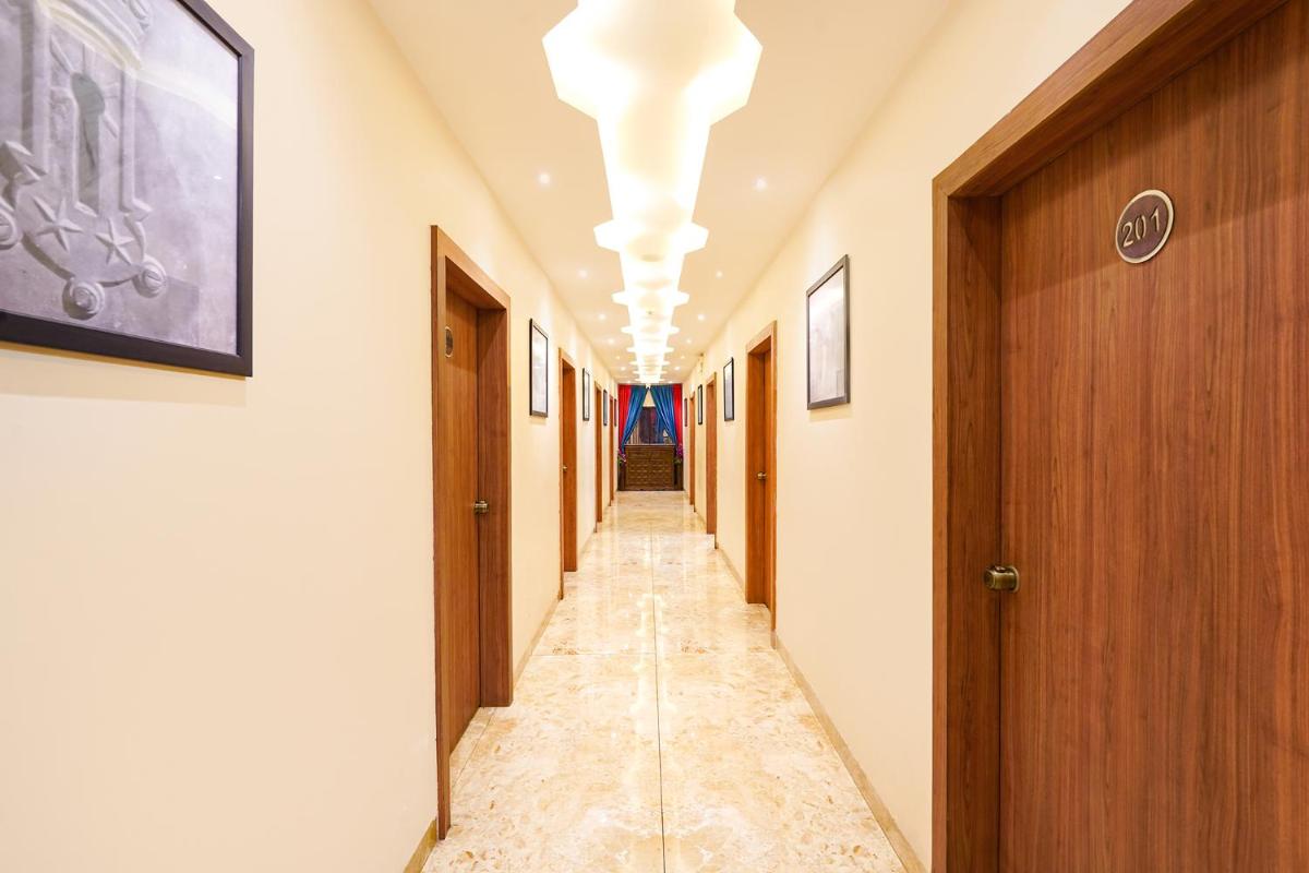 Collection O Zamzam Residency - Housity