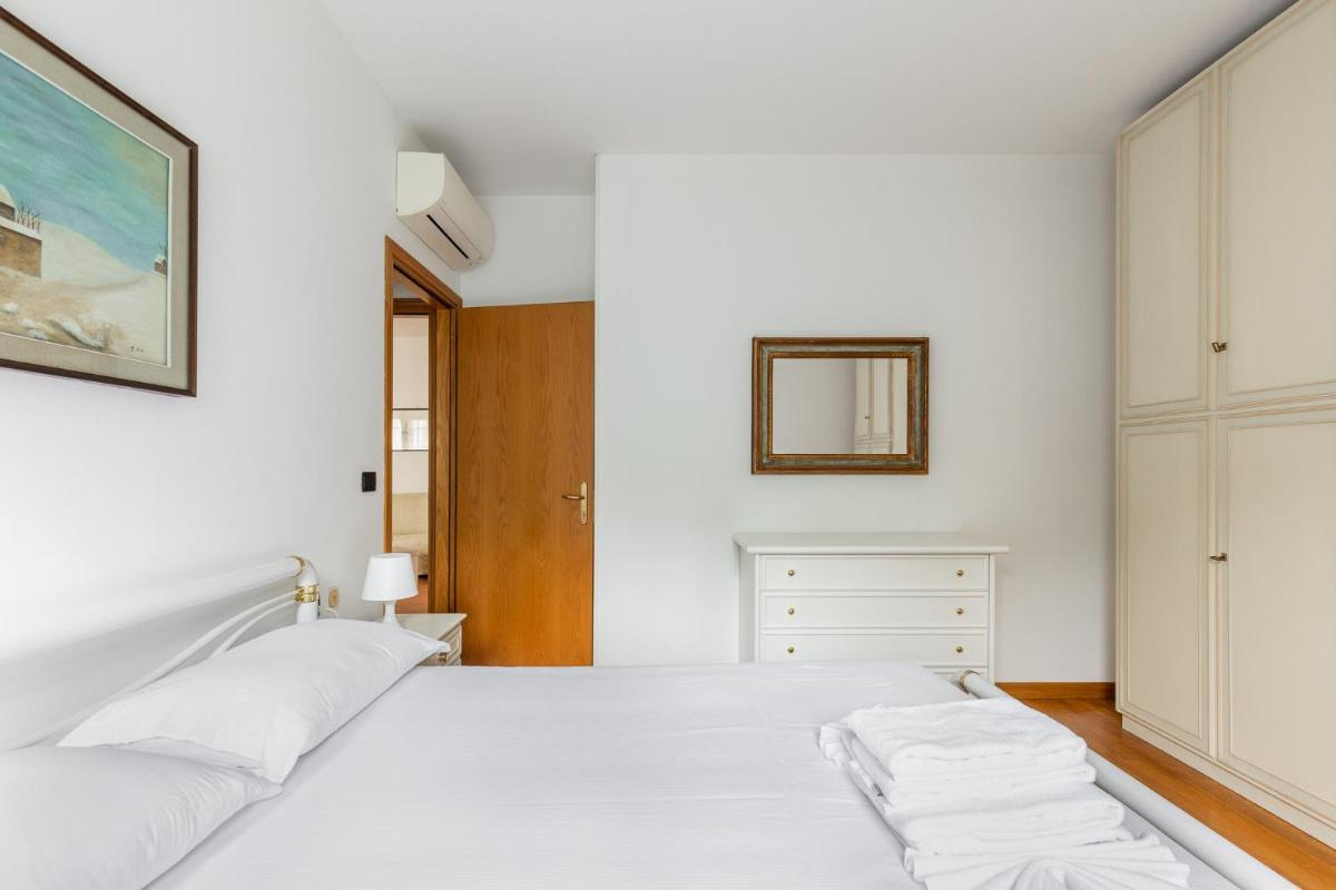 Decumana Cozy Flat by Wonderful Italy - Housity