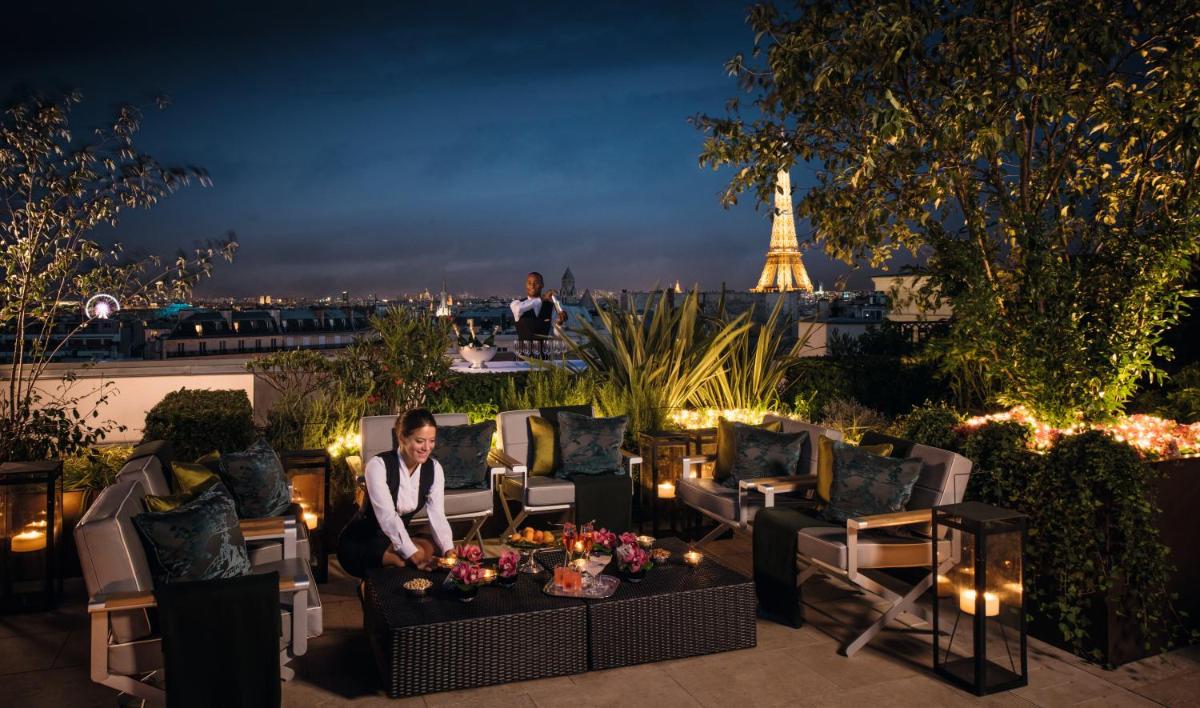 Boissons dans l'établissement The Peninsula Paris