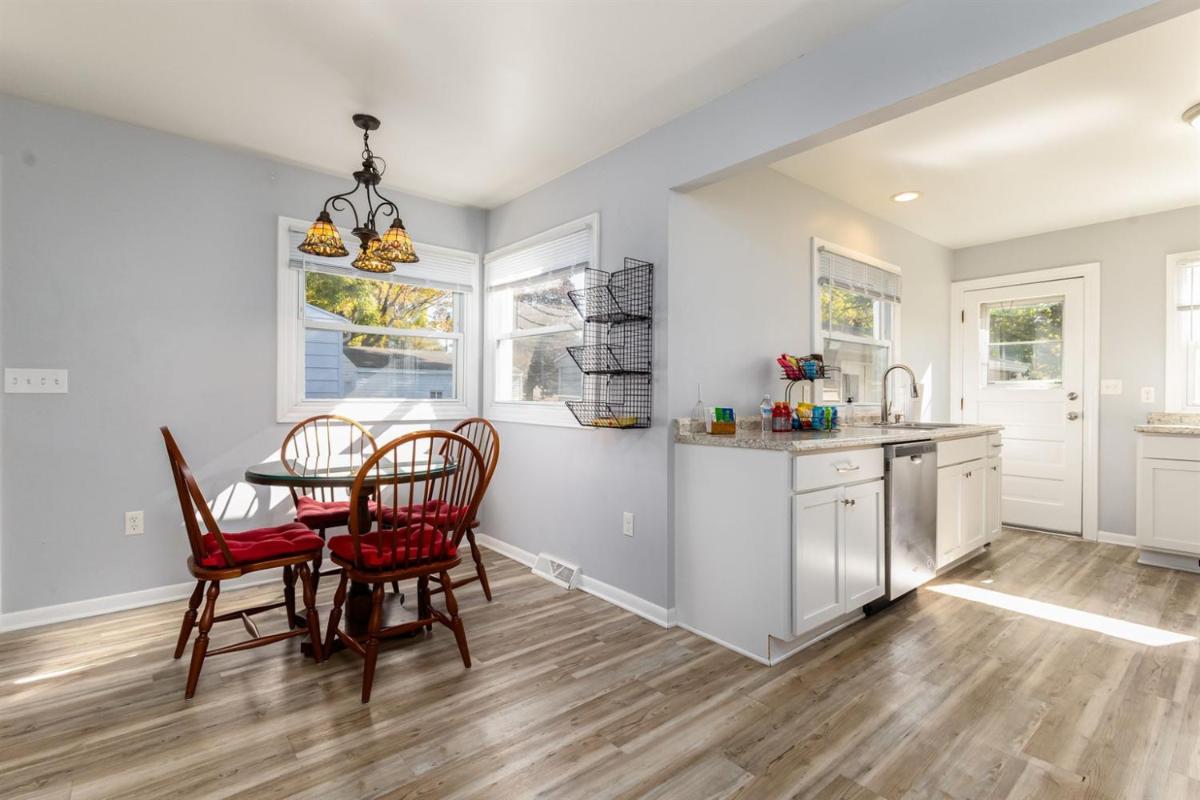 The Irish Charm5BR 2BA Home 1mi to ND Campus - Housity