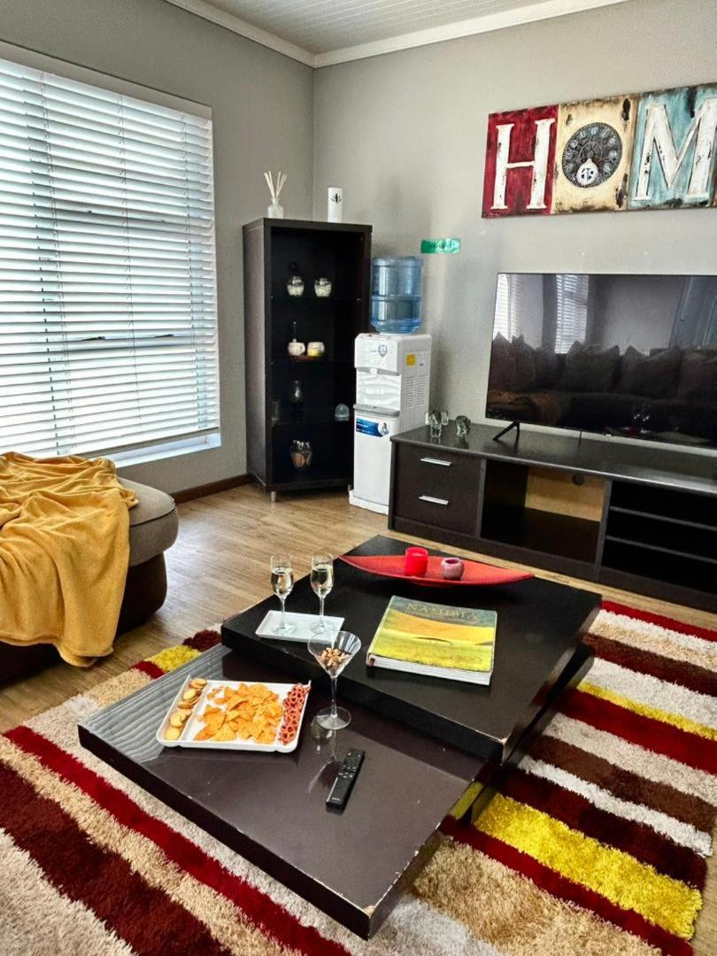 Beach Hive 1 - Housity