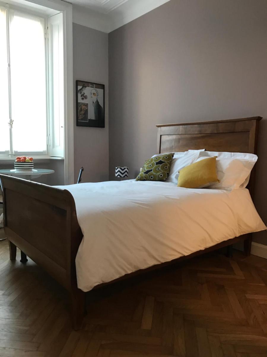 Zebra Rosso - Housity