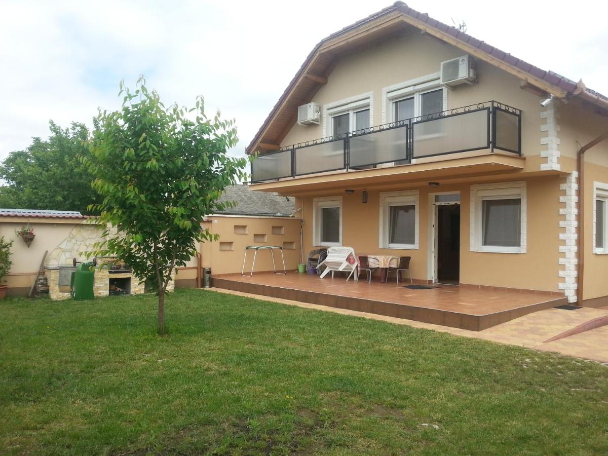Marinica Apartman - Housity