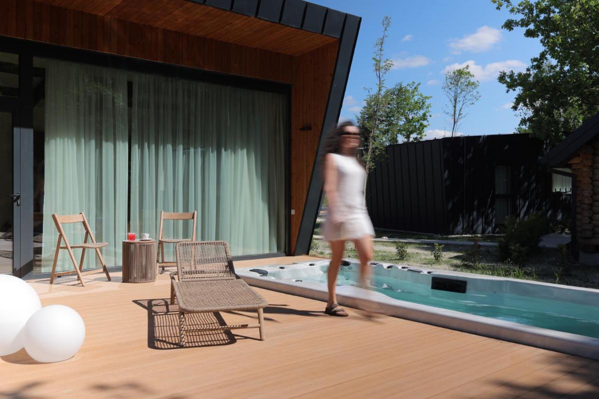 The Spot Resort - Housity