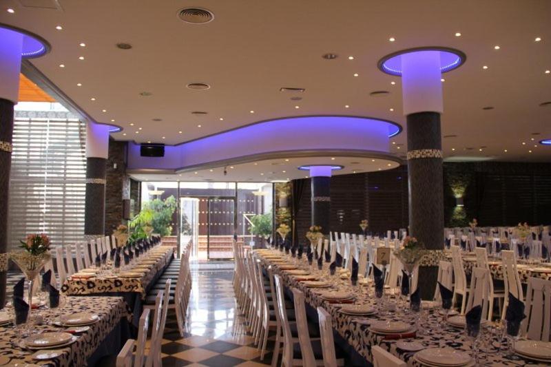 Hotel Frijon - Housity