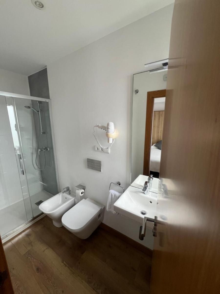 hotel la trainera - Housity