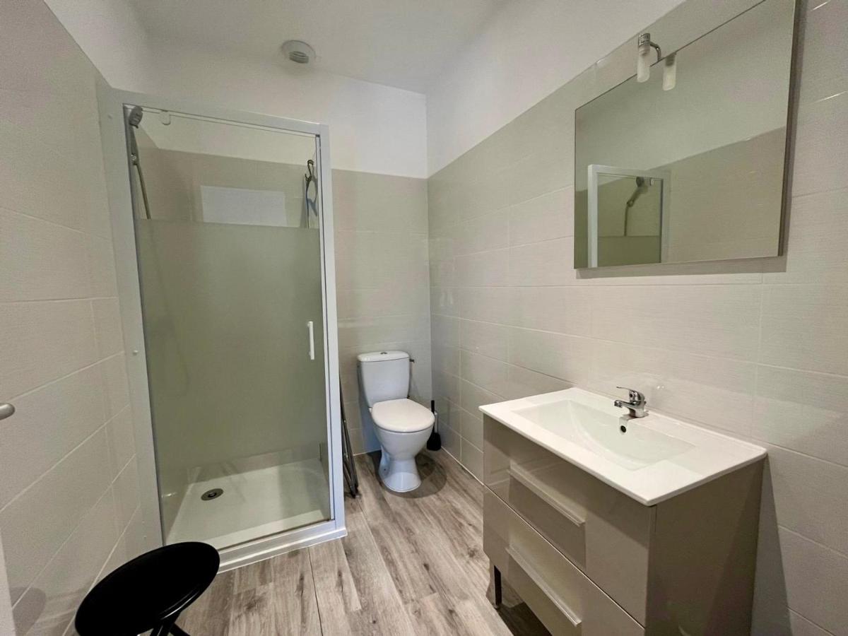 Appartement Rénové avec Cuisine Américaine et WIFI, Proche des Thermes Saint Roch - FR-1-541-32 - Housity