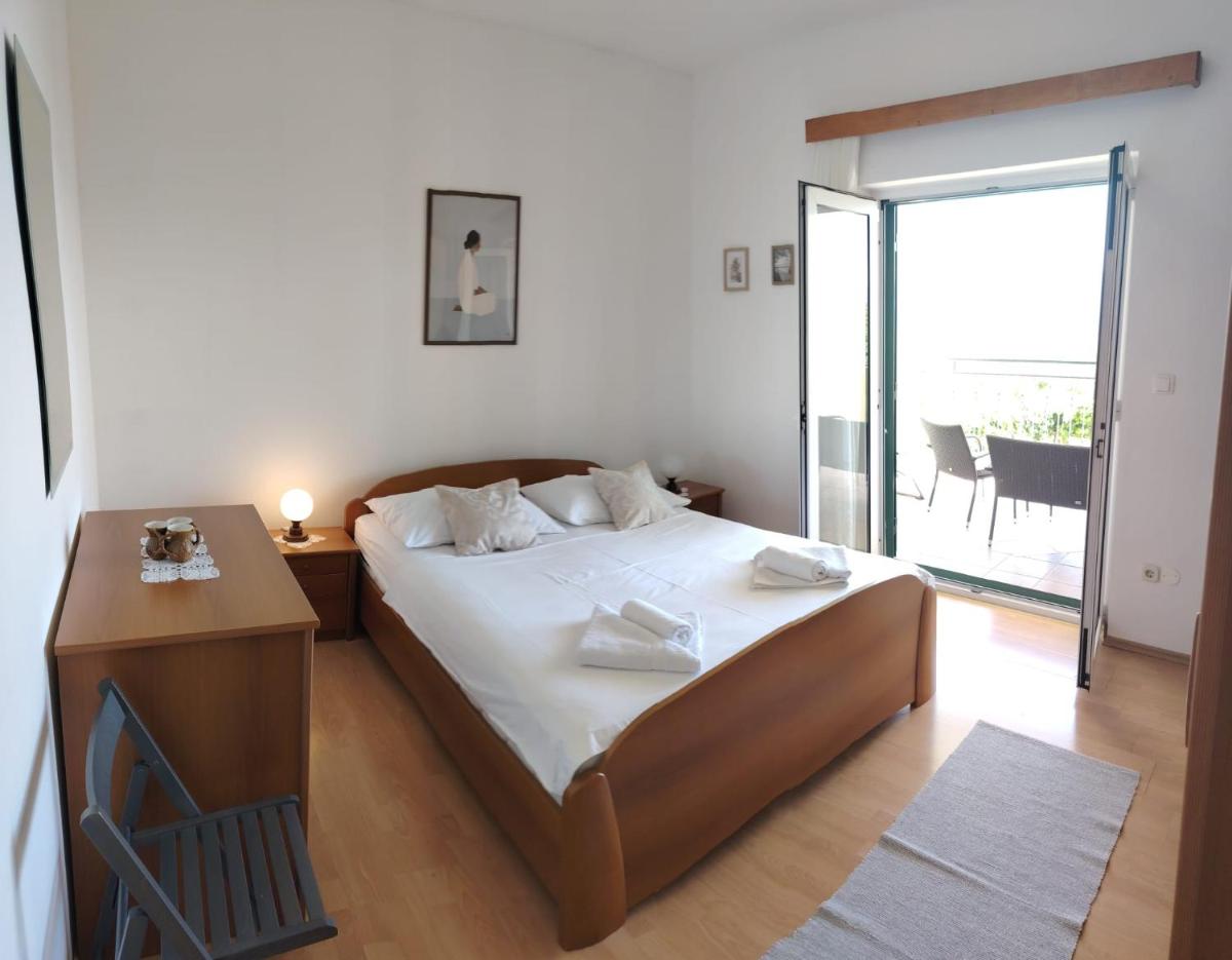 Apartment Lejo - Housity