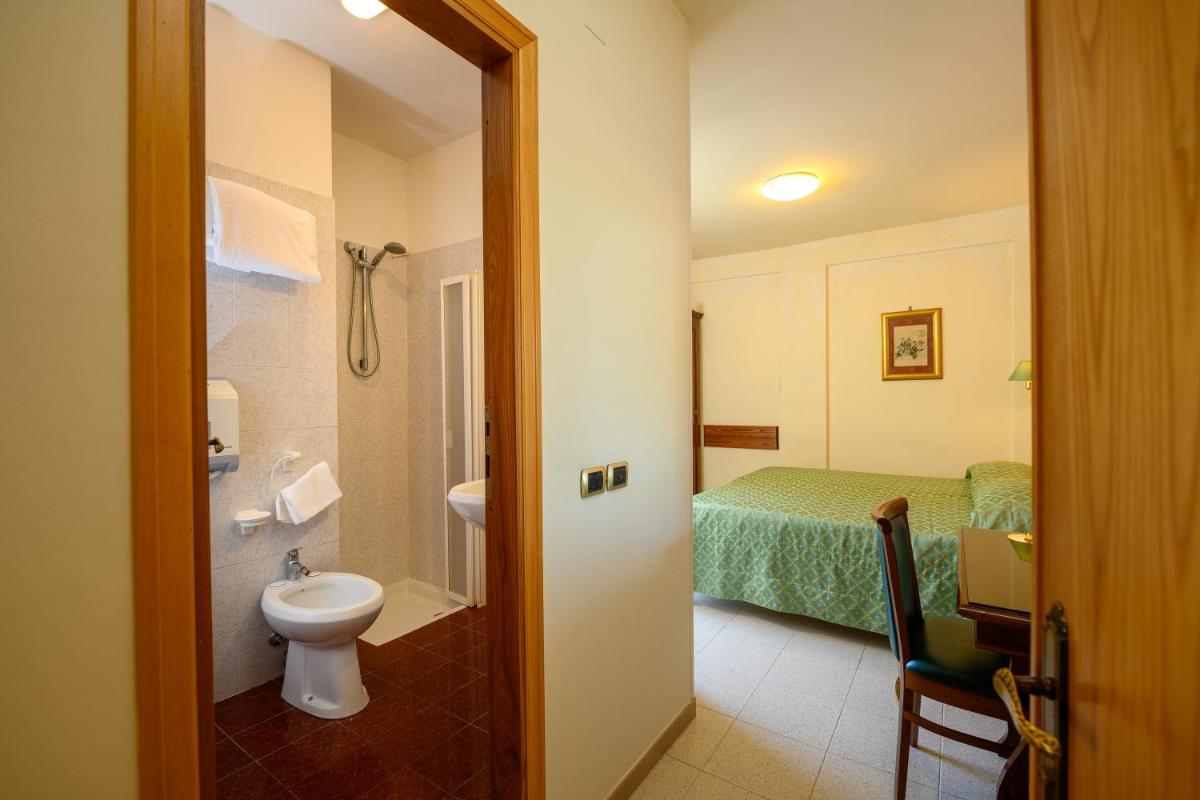 Campiglione Hotel - Housity