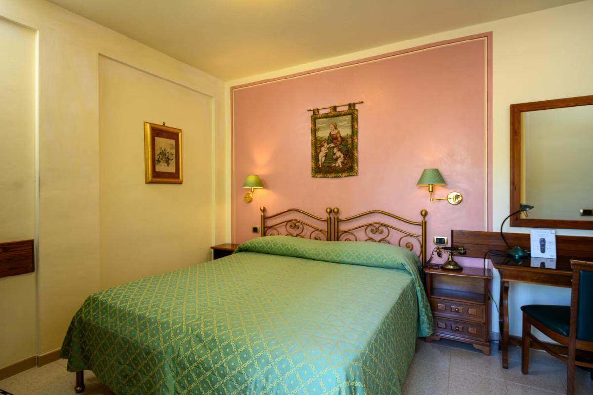 Campiglione Hotel - Housity