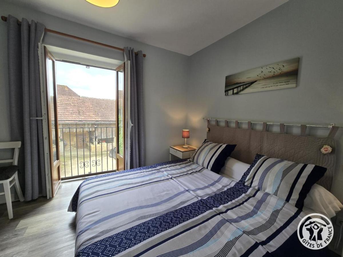 Maison en Pierre Rénovée 4 Pers avec Jardin et Terrasse, Proche Dordogne - FR-1-616-200 - Housity