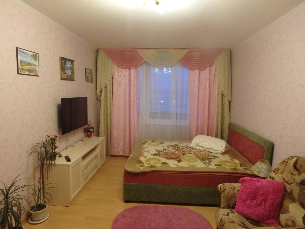 Apartment on Papanina - Housity