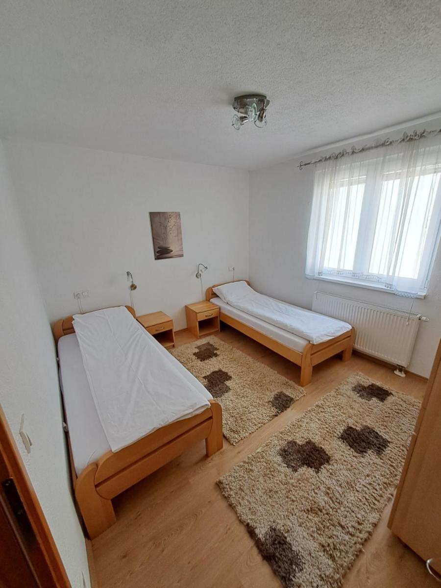 Cozy Apartment near Sarajevo & Visoko Pyramids - Housity