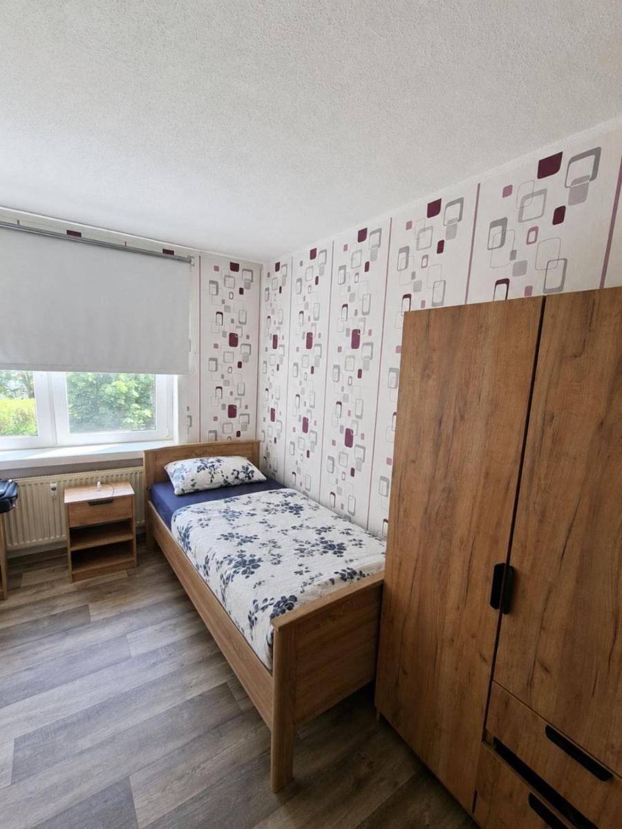 MONTEURUNTERKUNFT in LEUNA - Housity