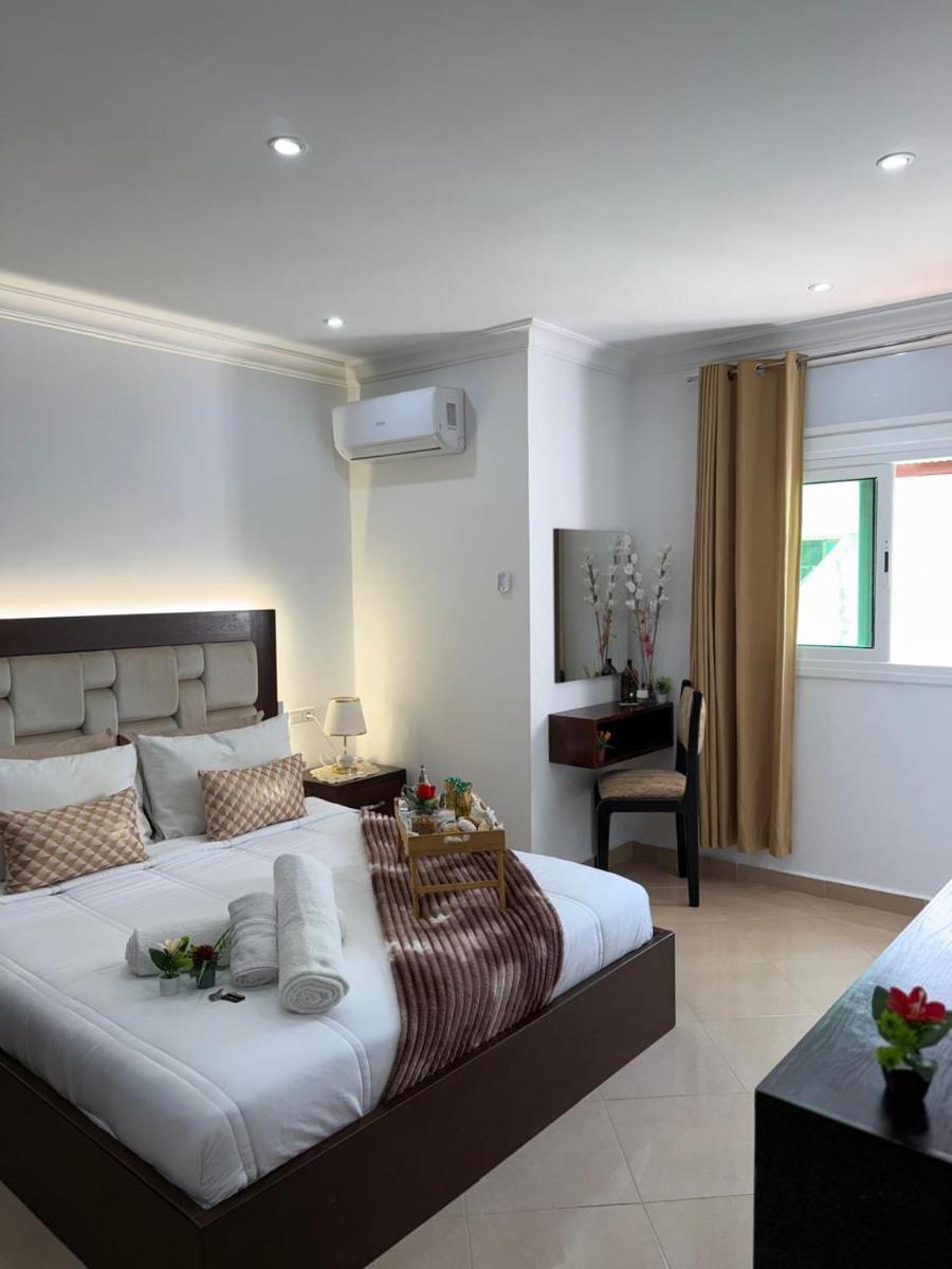 APARTAMENTOS ALBATROS - Hizvo