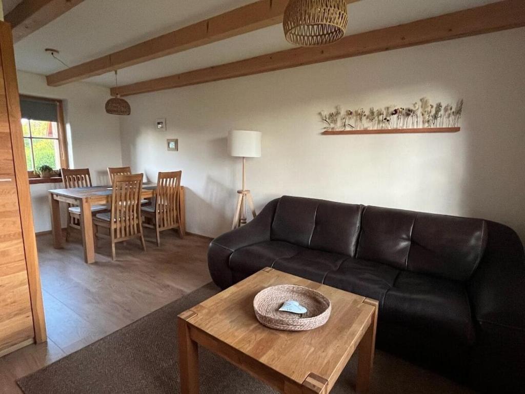 Holiday apartment in Olbersdorf with barbecue - Housity