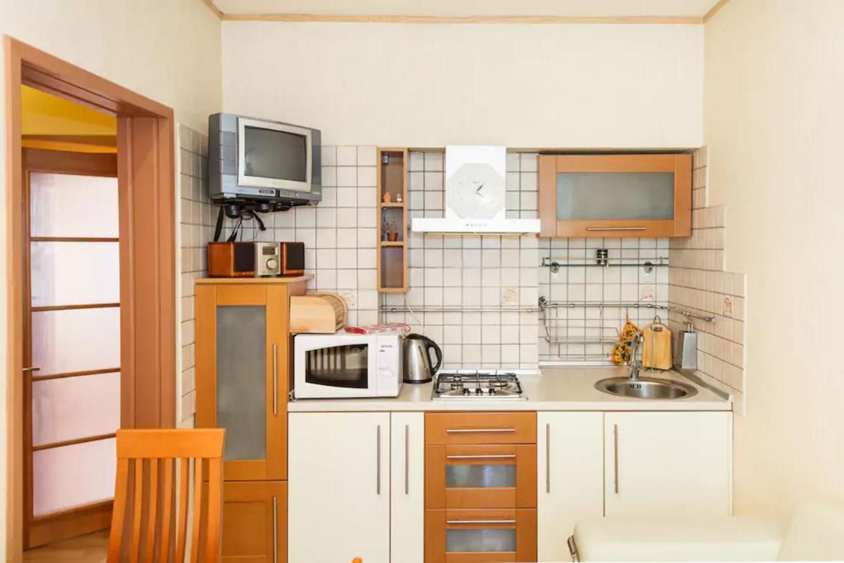 Apartment on Soborniy 177 - Housity