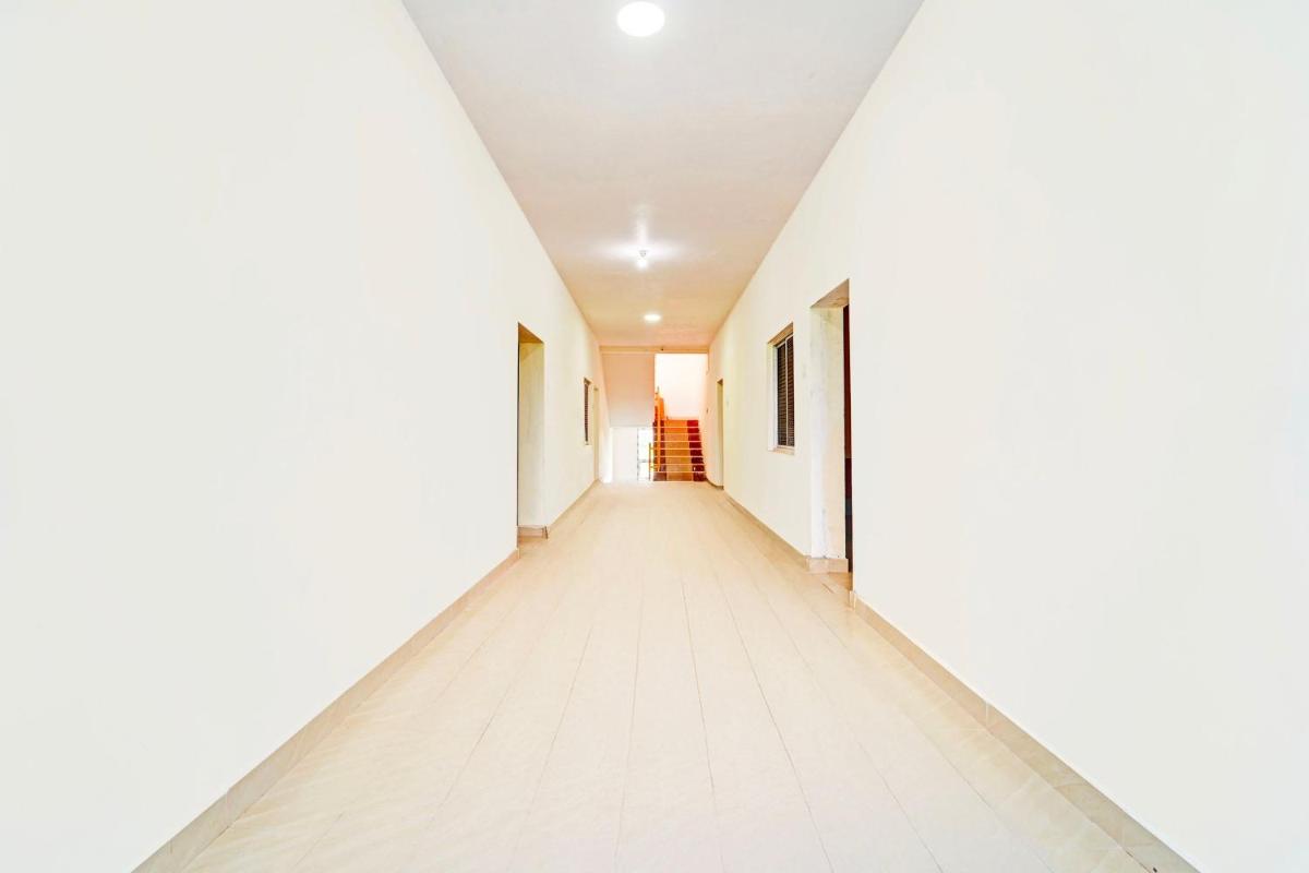 OYO KS Comfort - Housity